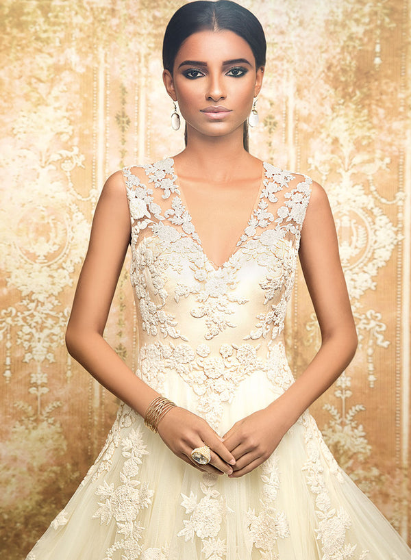 sonascouture - Beautiful Ivory Gown W320