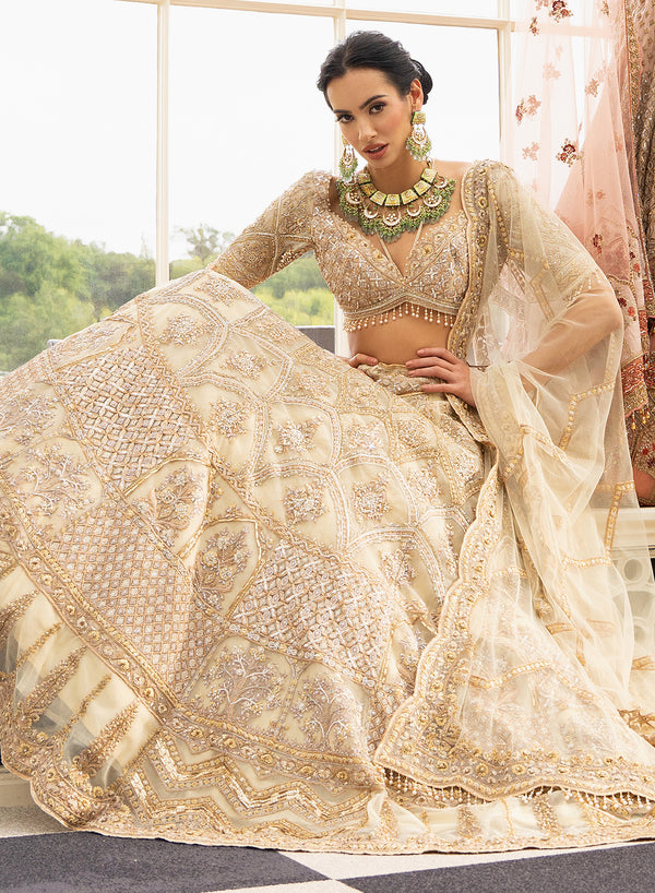 Traditional & Contemporary Lehengas| Bridalwear | Indian Wedding dresses | London, UK Traditional & Contemporary Lehengas| Bridalwear | Indian Wedding dresses | London, UK