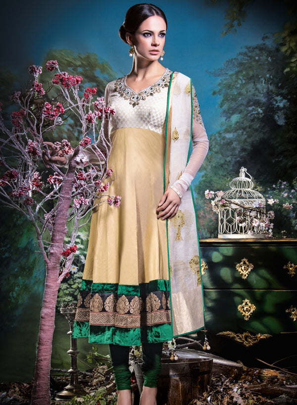 sonascouture - Classic Ivory And Green Anarkali W238