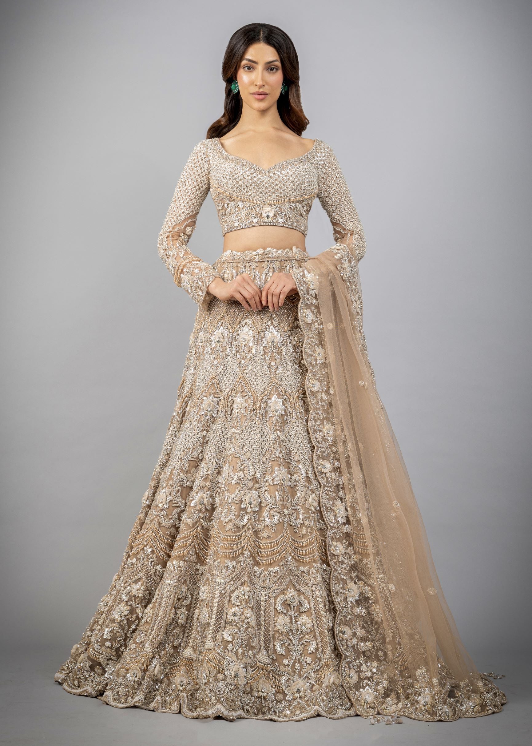Designer Party Gowns | Evening, Casual, Indo Western & Saree Gowns for  Women | Seasons India